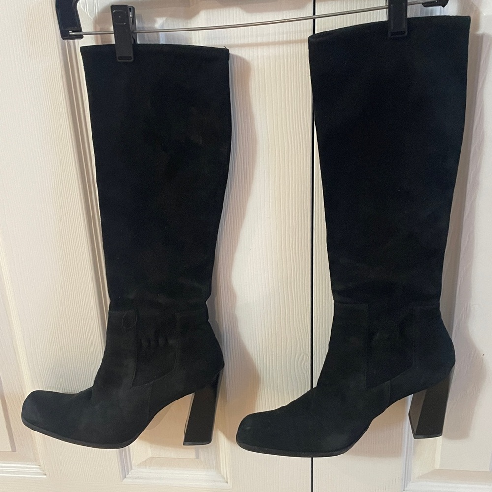 PRADA Elegant Black Knee-High Women's Boots Size 36
Offers Welcome